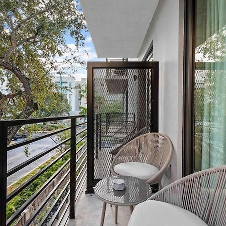 Pretty Rola 202 Modern Industrial Apt W King Bed Fort Lauderdale Exterior photo